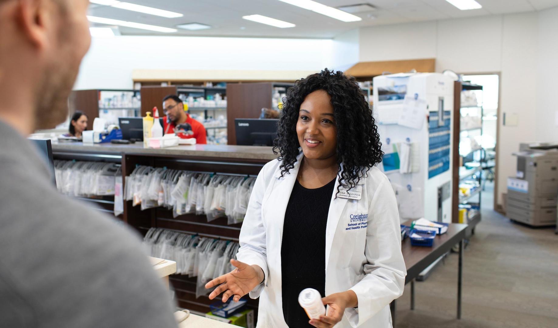 Pharmacy undergraduate scholarships image