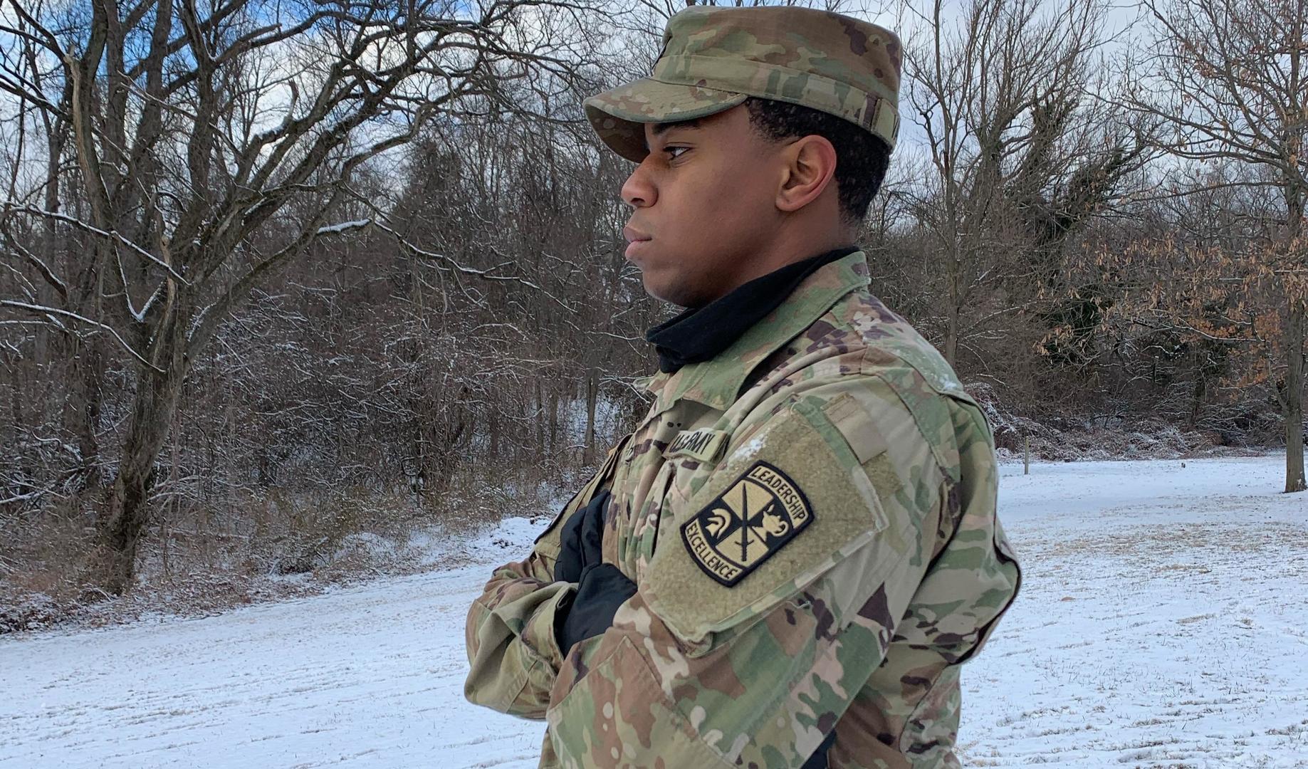 Leaders offer a purpose that transcends short term goals and focuses on higher order intrinsic needs image